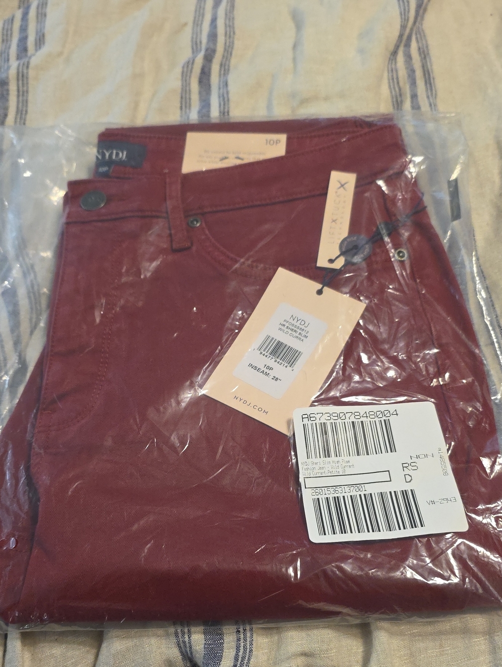 NYDJ Women's Skinny Jeans in Deep Burgundy